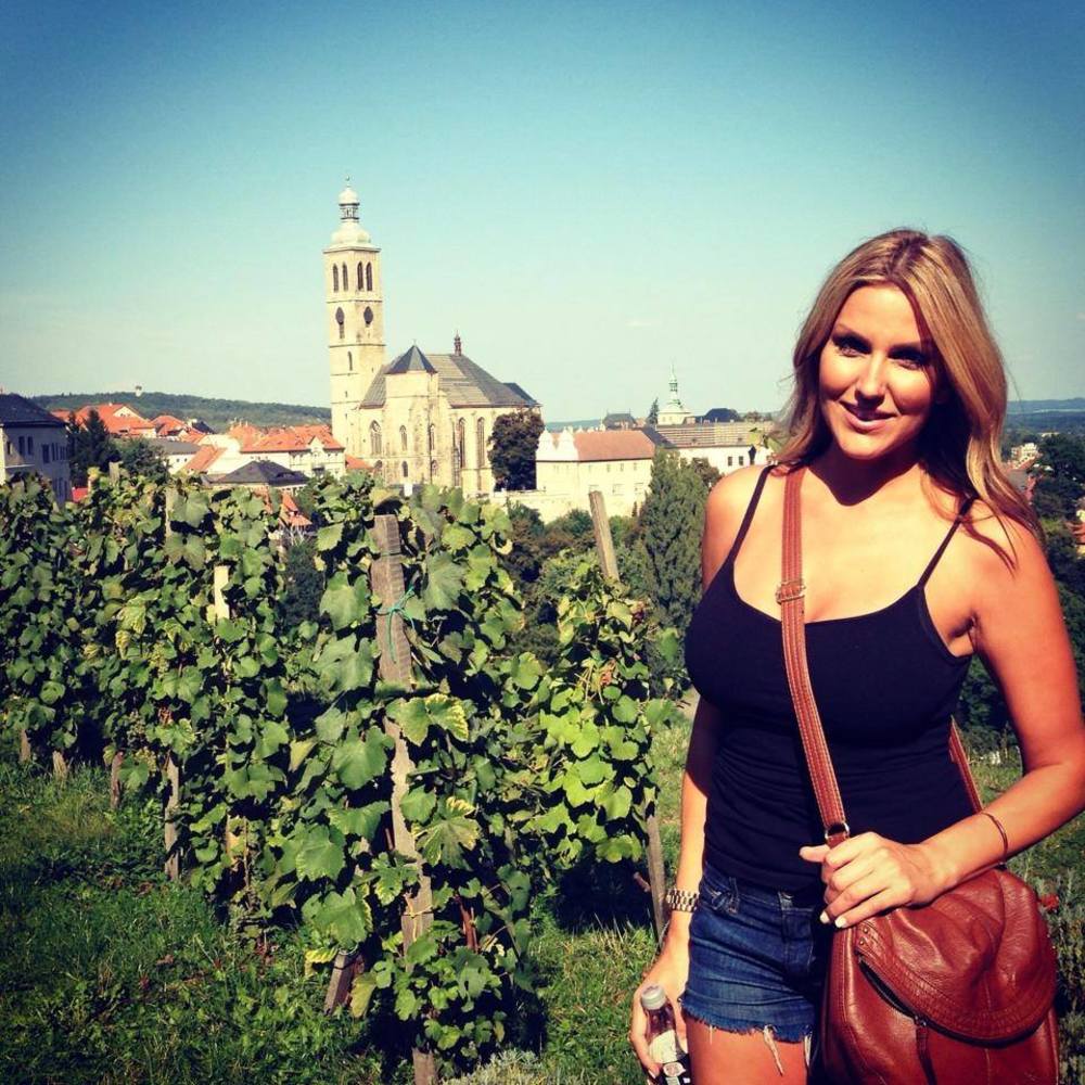 Meet your Posher, Stephanie